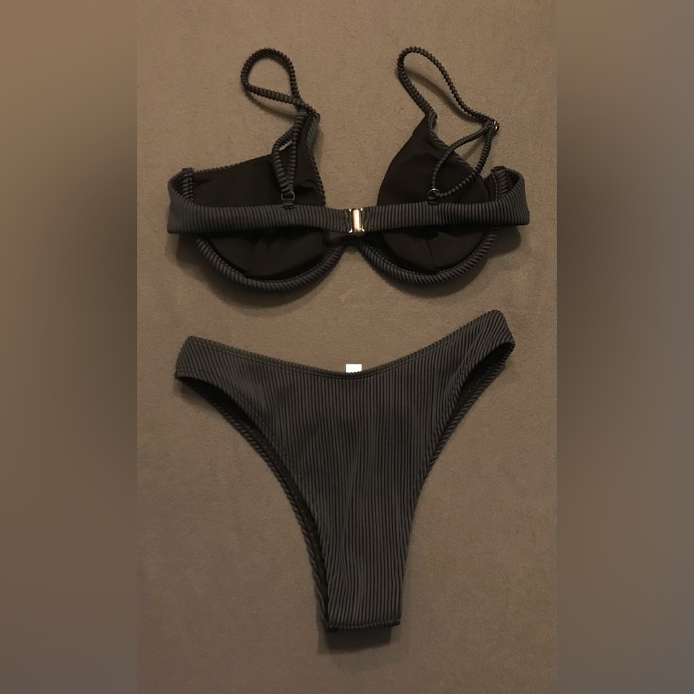 NEW Ribbed Bikini - Picture 5 of 13